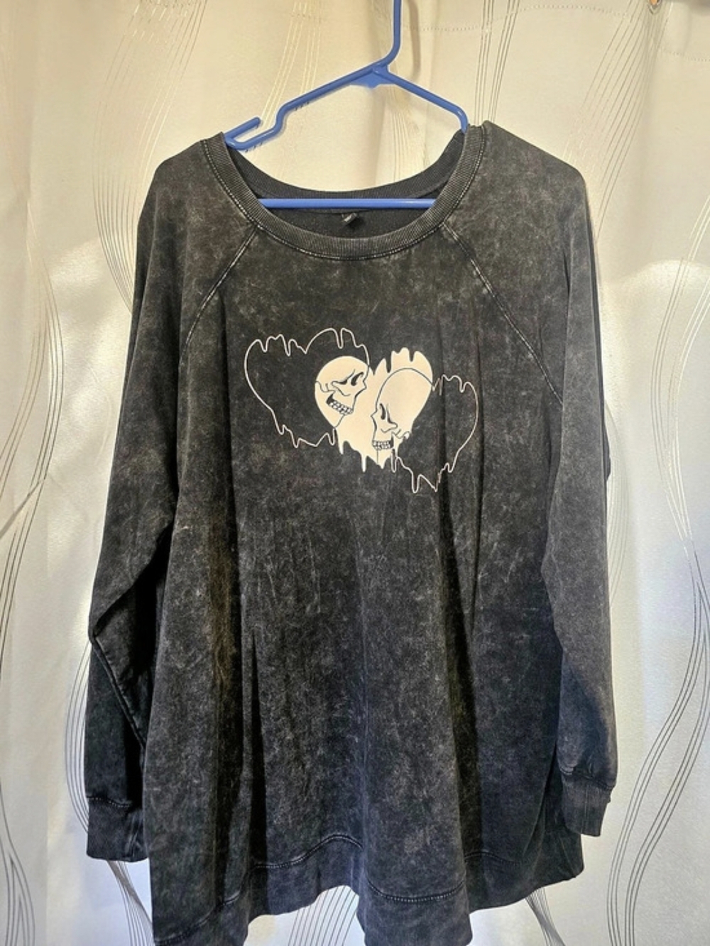 Torrid Black Sweatshirt Size 1